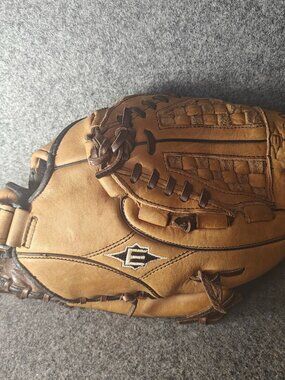 Easton 13" Baseball Glove Genuine Steer Hide Leather Preowned RHT